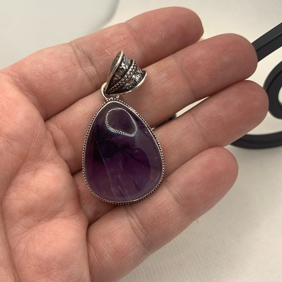 Unique Natural Starburst Amethyst Pendant, Vintage Setting, 925 Sterling Overlay - Picture 13 of 15